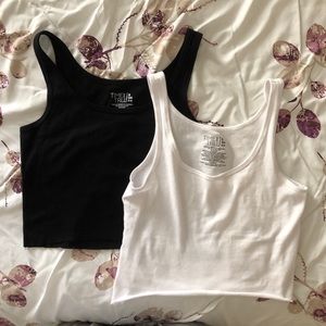 ‼️10/$10‼️ b&w cropped tank bundle